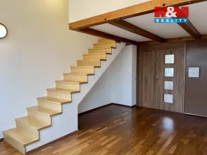 Pronájem bytu 2+1, Praha - Holešovice, Za papírnou, 62 m2