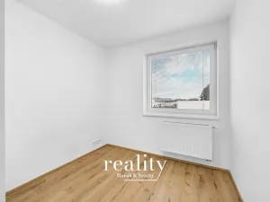 Pronájem bytu 2+kk, Znojmo, Smutného, 39 m2