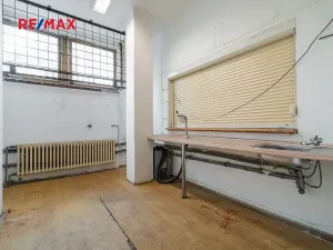 Pronájem komerční nemovitosti, Plzeň, Sokolovská, 12 m2