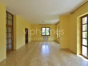 Pronájem vily, Praha - Břevnov, 316 m2