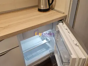 Pronájem bytu 1+kk, Praha - Vršovice, Karpatská, 28 m2