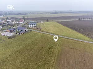 Prodej pozemku pro bydlení, Uhersko, 944 m2