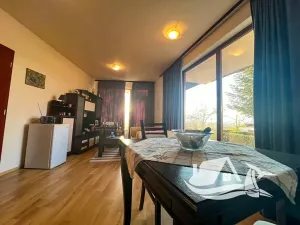 Prodej bytu 4+kk, Kosharitsa, Bulharsko, 98 m2