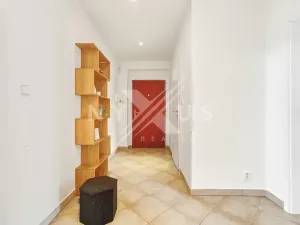 Prodej bytu 3+kk, Praha - Suchdol, Holubí, 83 m2