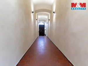 Pronájem restaurace, Praha - Staré Město, Smetanovo nábřeží, 295 m2