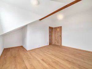 Pronájem bytu 4+kk, Plzeň, Dvorní, 94 m2