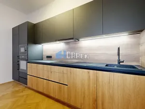 Pronájem bytu 5+1, Praha - Karlín, Pobřežní, 168 m2