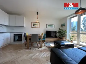 Pronájem bytu 3+kk, Praha - Kobylisy, Střelničná, 60 m2