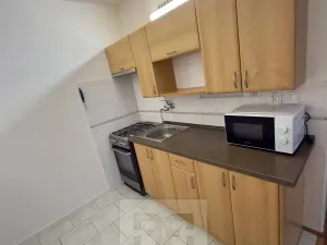 Pronájem bytu 2+kk, Praha - Strašnice, Vyžlovská, 40 m2
