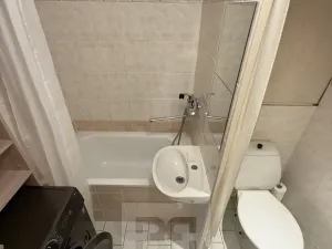 Pronájem bytu 2+kk, Praha - Strašnice, Vyžlovská, 40 m2