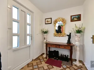 Prodej rodinného domu, Chlumec, 221 m2