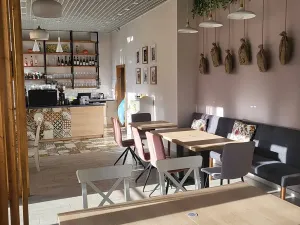 Pronájem restaurace, Praha - Letňany, Chlebovická, 110 m2