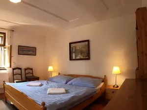 Prodej rodinného domu, Pecka, 300 m2