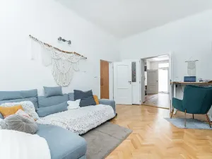 Prodej bytu 4+kk, Praha - Holešovice, Letohradská, 79 m2