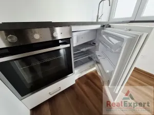 Pronájem bytu 1+1, Praha - Vinohrady, Máchova, 35 m2