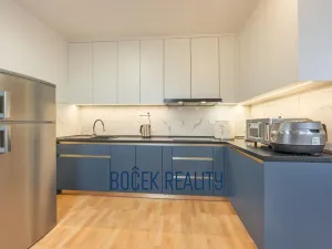 Prodej bytu 3+kk, Žebrák, Sídliště, 62 m2