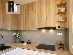 Prodej bytu 3+1, Ostrava, U Školky, 69 m2