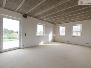 Prodej rodinného domu, Lužná, Jižní, 165 m2