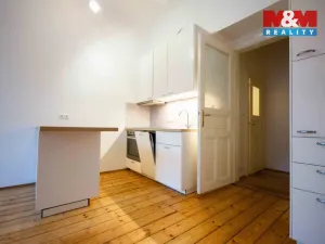 Pronájem bytu 2+kk, Praha - Vršovice, Holandská, 46 m2