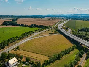 Prodej komerčního pozemku, Bělotín, 9952 m2