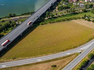 Prodej komerčního pozemku, Bělotín, 9952 m2