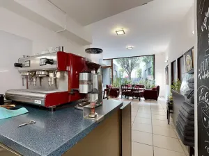 Prodej obchodního prostoru, Chrudim, Resselovo náměstí, 121 m2