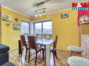 Prodej rodinného domu, Dolany, 157 m2