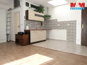 Pronájem bytu 1+kk, Beroun, Plzeňská, 30 m2
