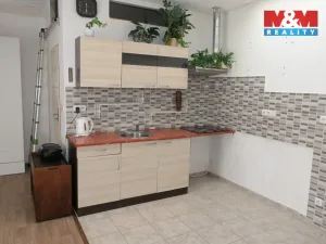 Pronájem bytu 1+kk, Beroun, Plzeňská, 30 m2