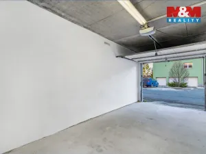 Pronájem garáže, Liberec, Nádvorní, 17 m2