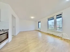 Pronájem bytu 1+kk, Praha - Hlubočepy, Wassermannova, 34 m2