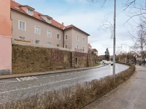 Pronájem bytu 2+kk, Jindřichův Hradec, nám. Míru, 58 m2