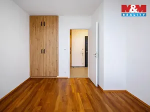 Pronájem bytu 2+kk, Praha, Stočesova, 53 m2