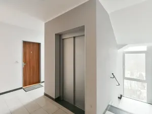 Pronájem bytu 1+kk, Praha - Košíře, Pod Šmukýřkou, 42 m2