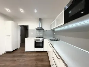 Prodej bytu 3+1, Ostrava, Výškovická, 70 m2