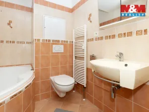 Prodej bytu 2+kk, Pardubice - Svítkov, Dubová, 51 m2