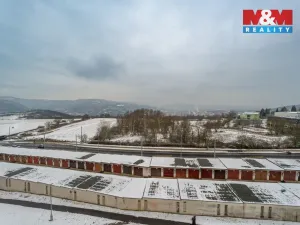 Prodej bytu 1+1, Ústí nad Labem - Severní Terasa, Kmochova, 33 m2