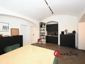 Pronájem kanceláře, Praha - Smíchov, Na Plzeňce, 47 m2