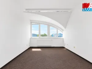 Prodej kanceláře, Hradec Králové - Slezské Předměstí, Vážní, 290 m2
