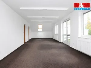 Prodej kanceláře, Hradec Králové - Slezské Předměstí, Vážní, 290 m2