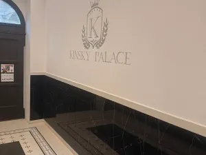 Pronájem bytu 1+kk, Praha - Smíchov, Kmochova, 25 m2