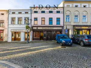 Prodej činžovního domu, Frýdek-Místek, Zámecké nám., 450 m2