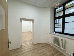 Pronájem kanceláře, Brno, Starobrněnská, 37 m2