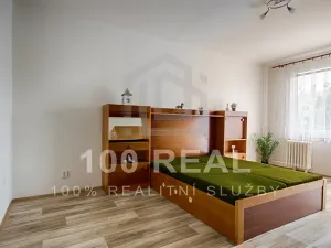 Pronájem bytu 2+1, Hradec Králové, Brožíkova, 55 m2