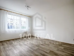 Pronájem bytu 2+1, Hradec Králové, Brožíkova, 55 m2