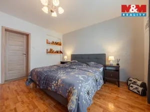 Prodej obchodního prostoru, Kladno - Kročehlavy, Vrchlického, 163 m2