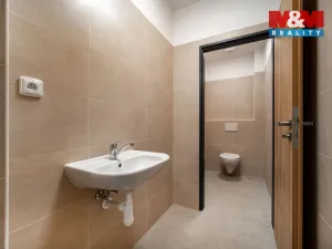 Prodej skladu, Cerekvice nad Loučnou - Pekla, 1558 m2