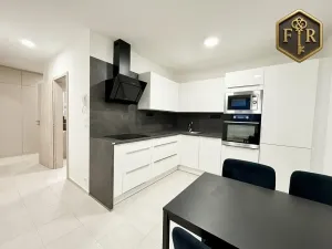 Prodej bytu 2+1, Rosice, Na Vyhlídce, 50 m2