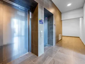 Pronájem bytu 1+kk, Praha, Poděbradská, 33 m2