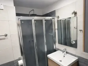 Pronájem bytu 2+kk, Praha - Čimice, Žalovská, 44 m2